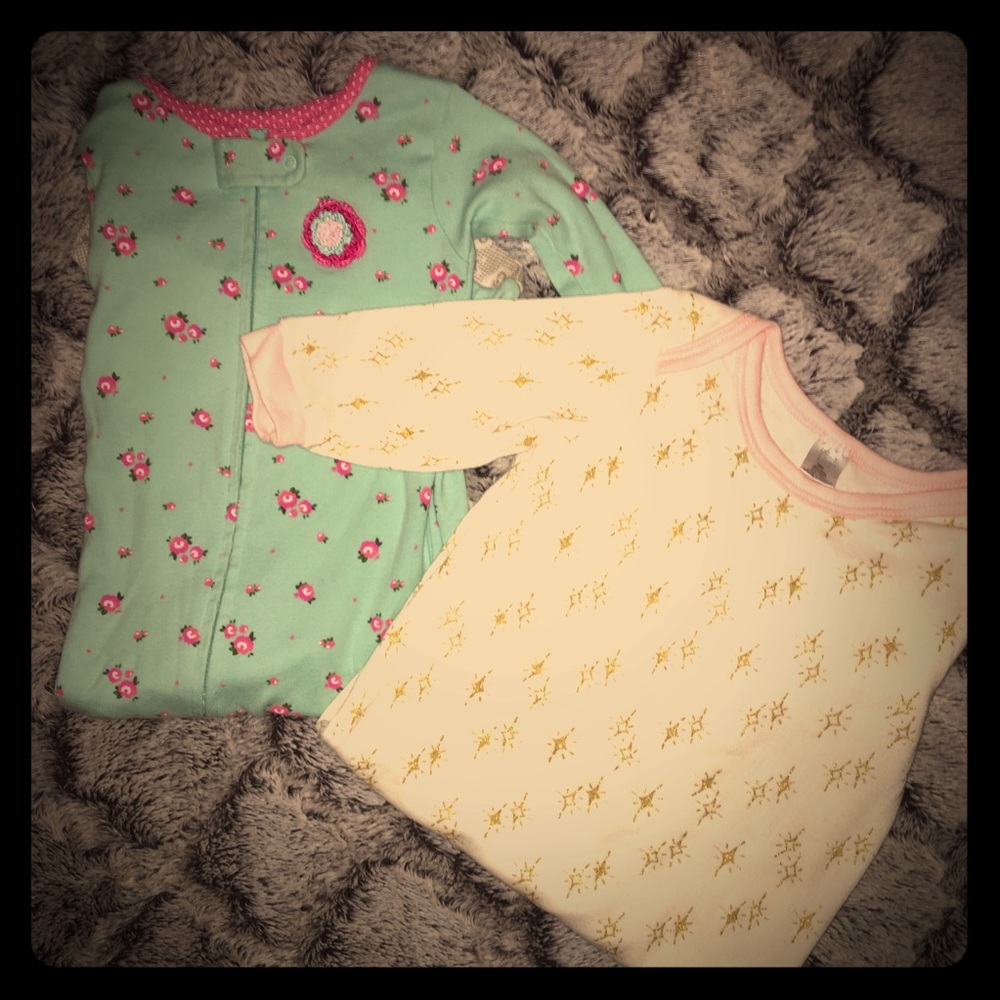 Onesies (x2) 🍼 👶